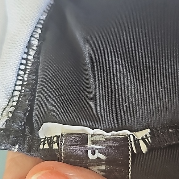 TRINSHAPER one piece bathing suit black and white. Size Medium to large. - Picture 12 of 12